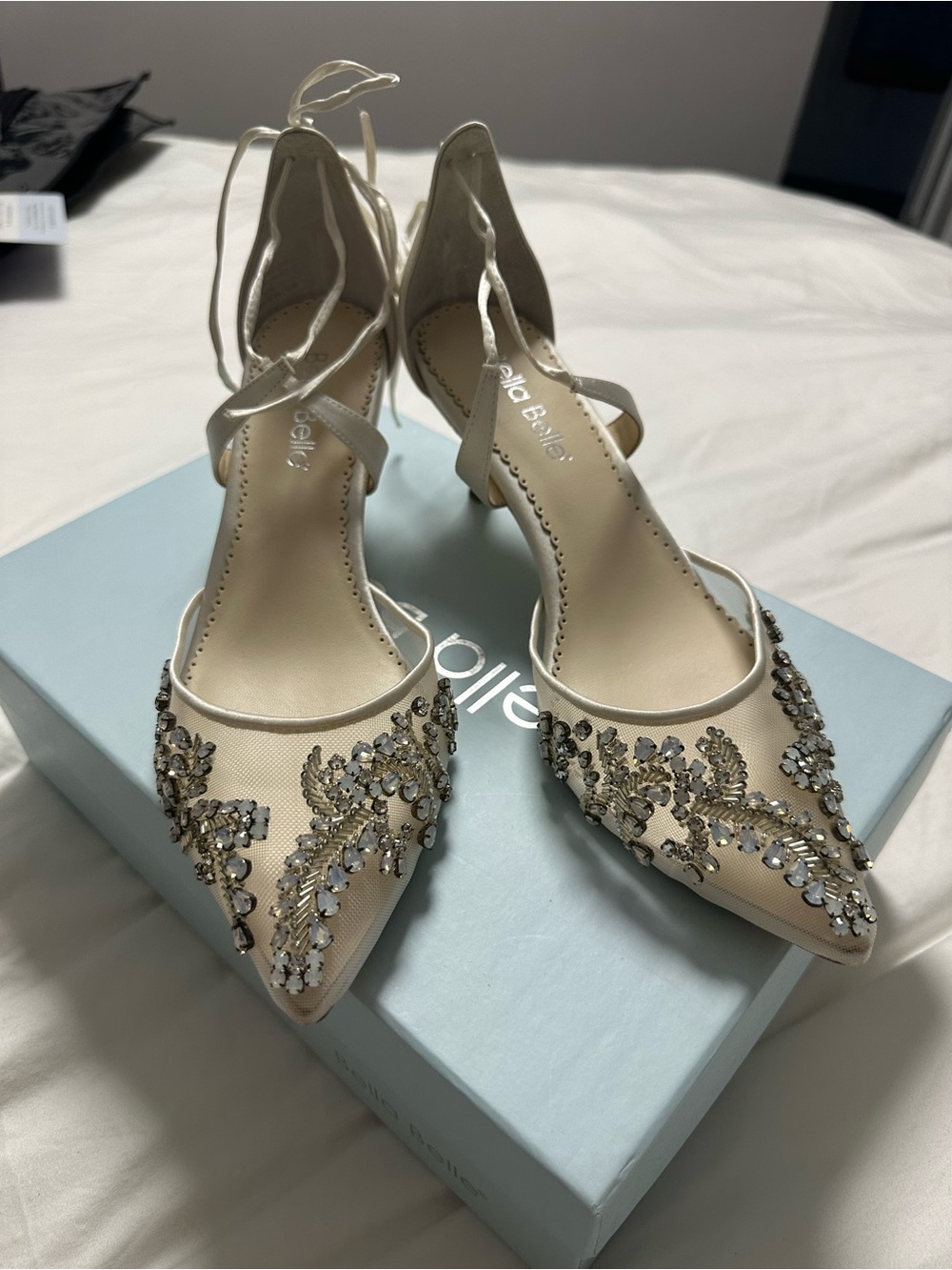 Bella Belle Frances Heels 8.5 - Picture 4 of 11